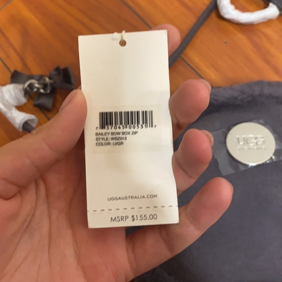 UGG Bailey Bow Suede Crossbody GREY - Picture 10 of 11